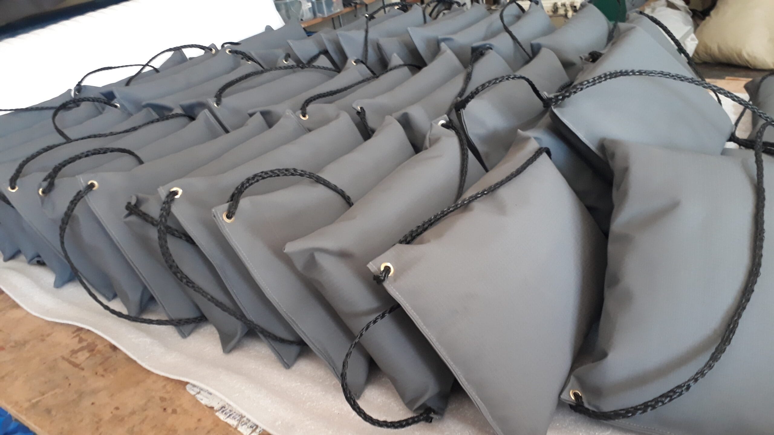 Shoulder Cushions (1) Shoulder cushions 1 scaled